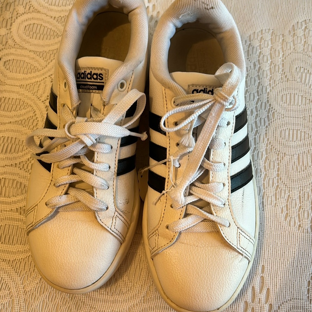 adidas cloud foam Sneakers. - Picture 1 of 6